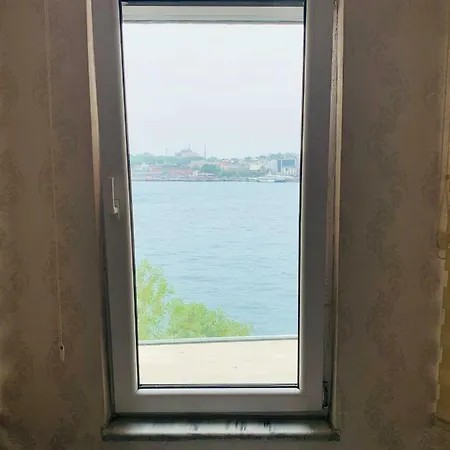 Hotel Alright