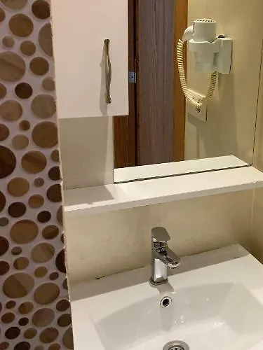 Alright 2* Κωνσταντινούπολη