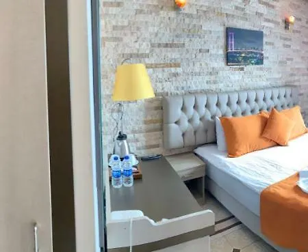 Alright Hotel 2*