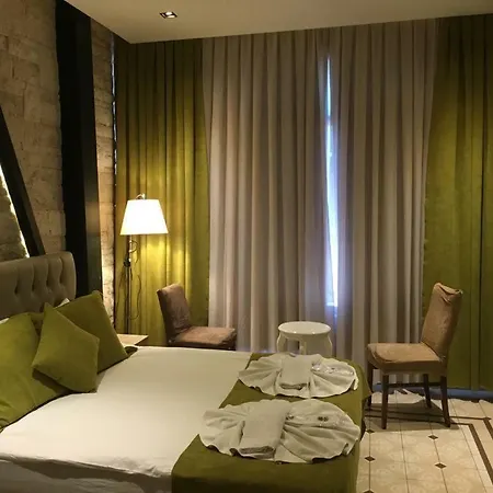 Alright Hotel
